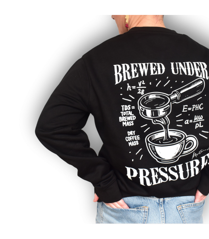 Sudadera negra Brewed Under Pressure | Merchandising Montecelio Café