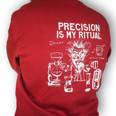 Sudadera roja Precision Is My Ritual | Merchandising Montecelio Café